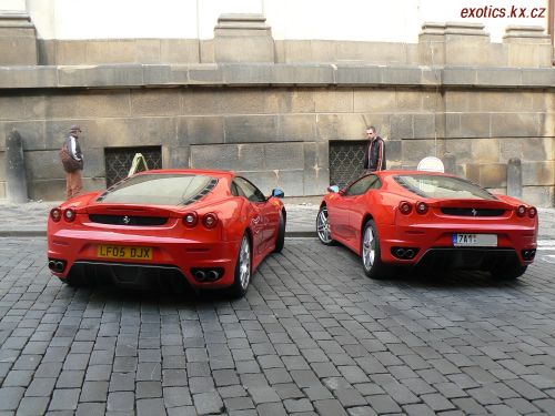 2x Ferrari F430 F1 2.jpg